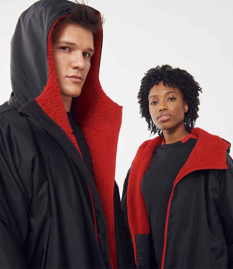 LV690 Black/Red Model